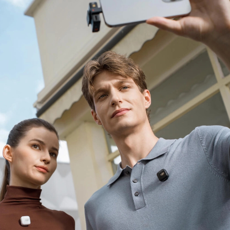 قیمت و خرید میکروفن یقه ای بی سیم دی جی ای مدل Mini